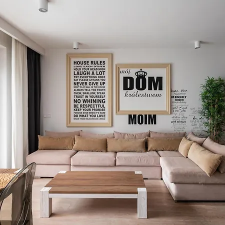 Wola Homely & Chic *